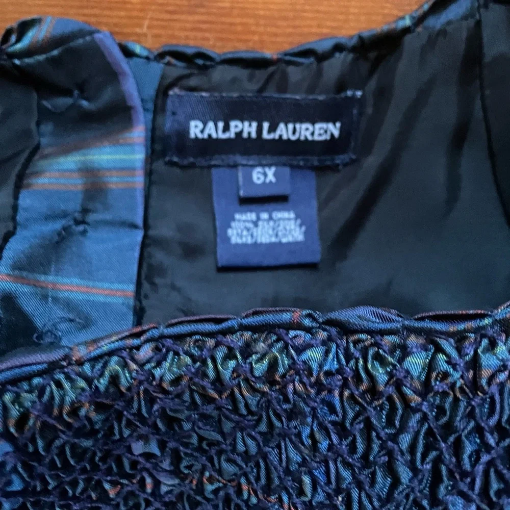 Ralph Lauren silk taffeta smocked holiday dress 6 - Picture 6 of 10